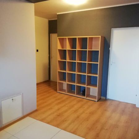 Pokoje Przy Rondzie Appartement Częstochowa Buitenkant foto