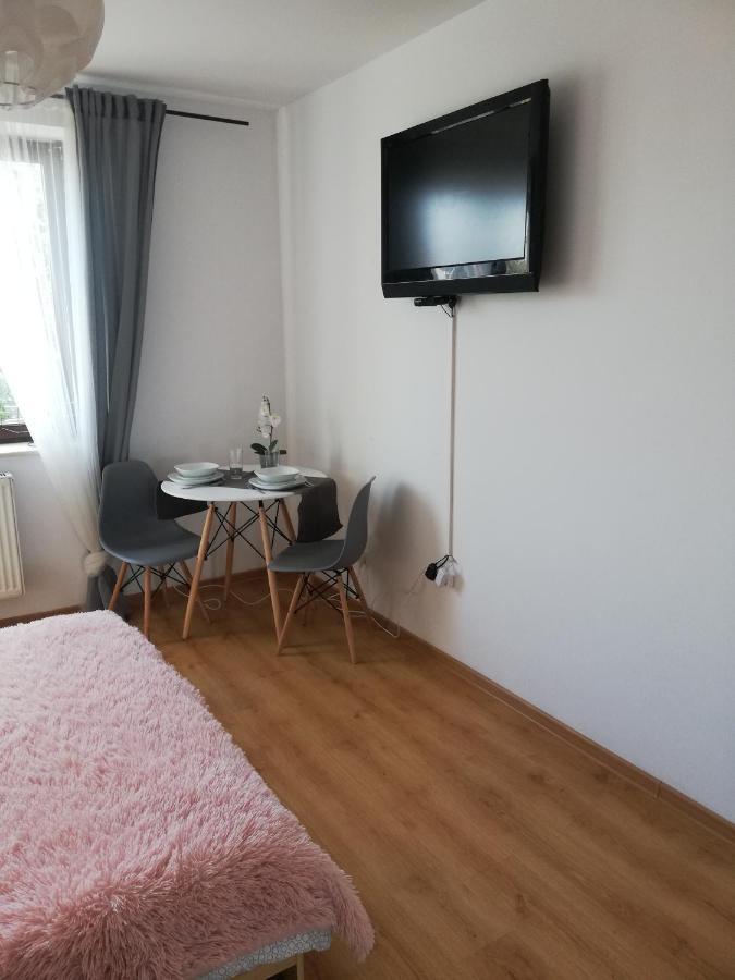 Pokoje Przy Rondzie Appartement Częstochowa Buitenkant foto